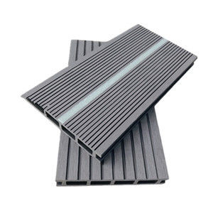 O Deck composto da extrusão natural do Co embarca WPC luminoso que pavimenta 16ft