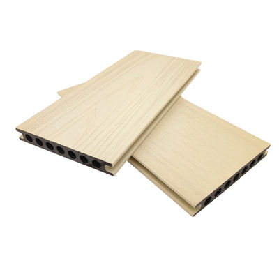Anti revestimento composto escovado UV exterior do Decking de WPC para o branco do arroz do balcão