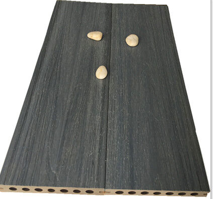 Pisos de coextrusão externa WPC para deck à prova d'água composto de plástico de madeira