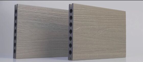 Pisos de coextrusão externa WPC para deck à prova d'água composto de plástico de madeira