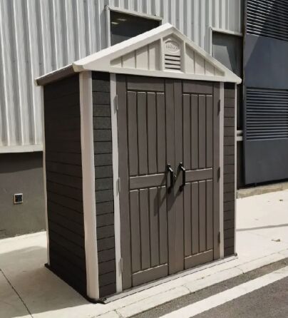 Resistente ao vento Classe 8 Luz Transparente Telhado Ecológico Fácil de montar Painel WPC ao ar livre Casa de ferramentas de jardim